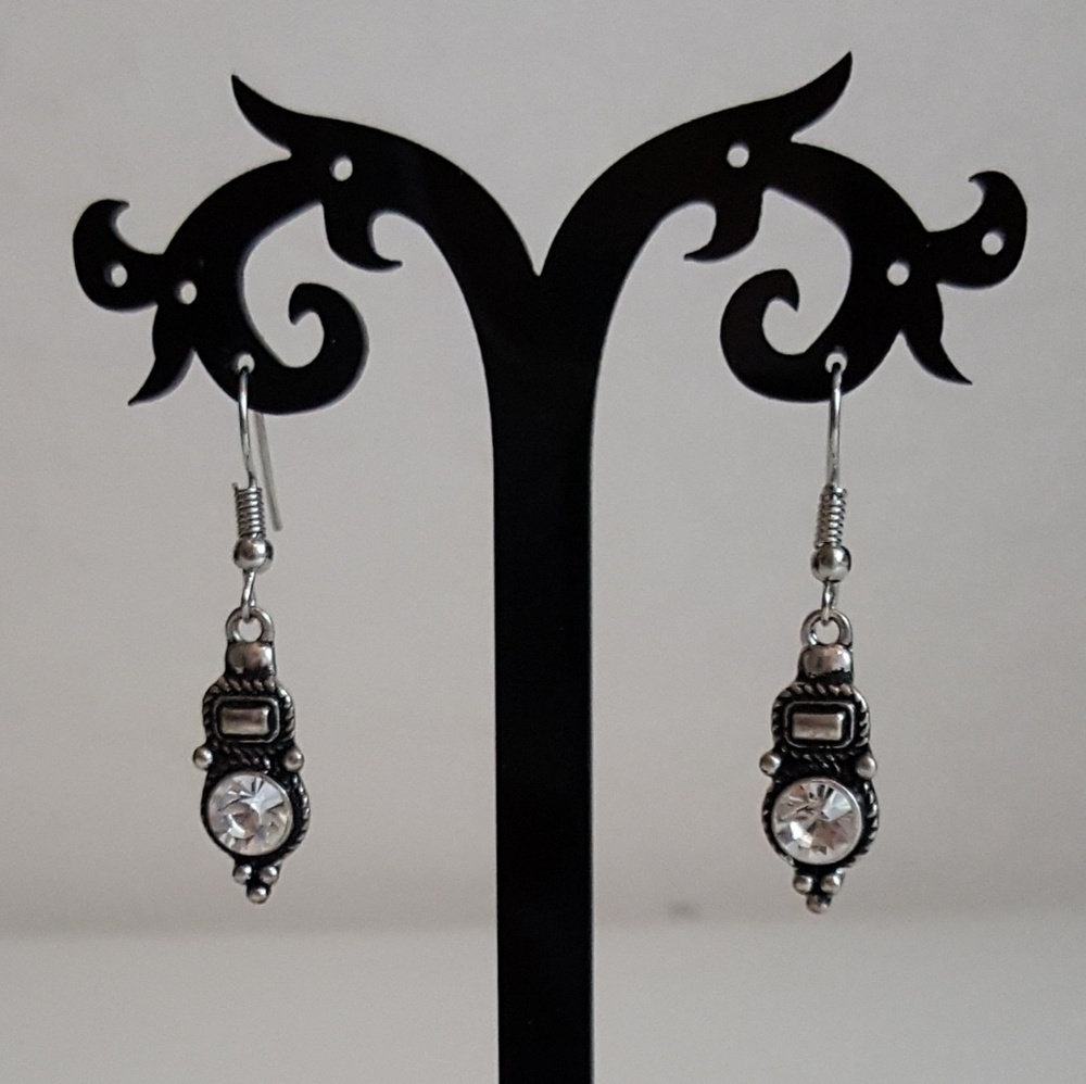 Urban Boutique - Silver‎ & Crystal Earrings